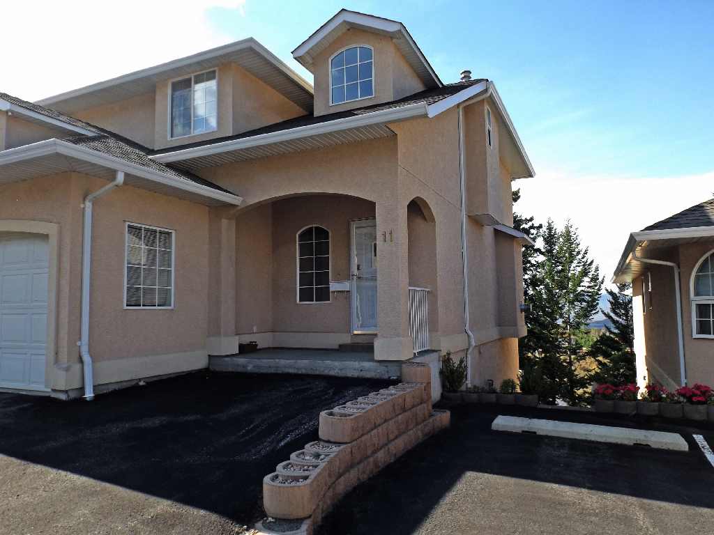 Kamloops Home For Sale 11481 Monarch Court, Sahali, B.C. 314,900