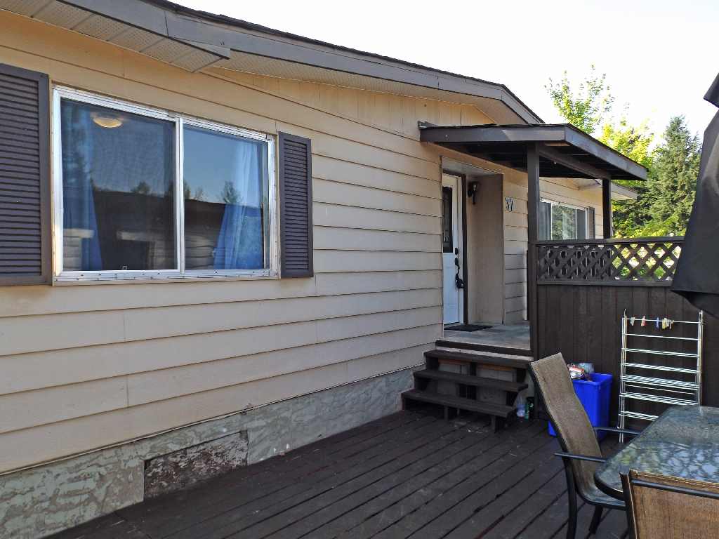 Kamloops Home For Sale 371555 Howe Road, Aberdeen, B.C. 214,900