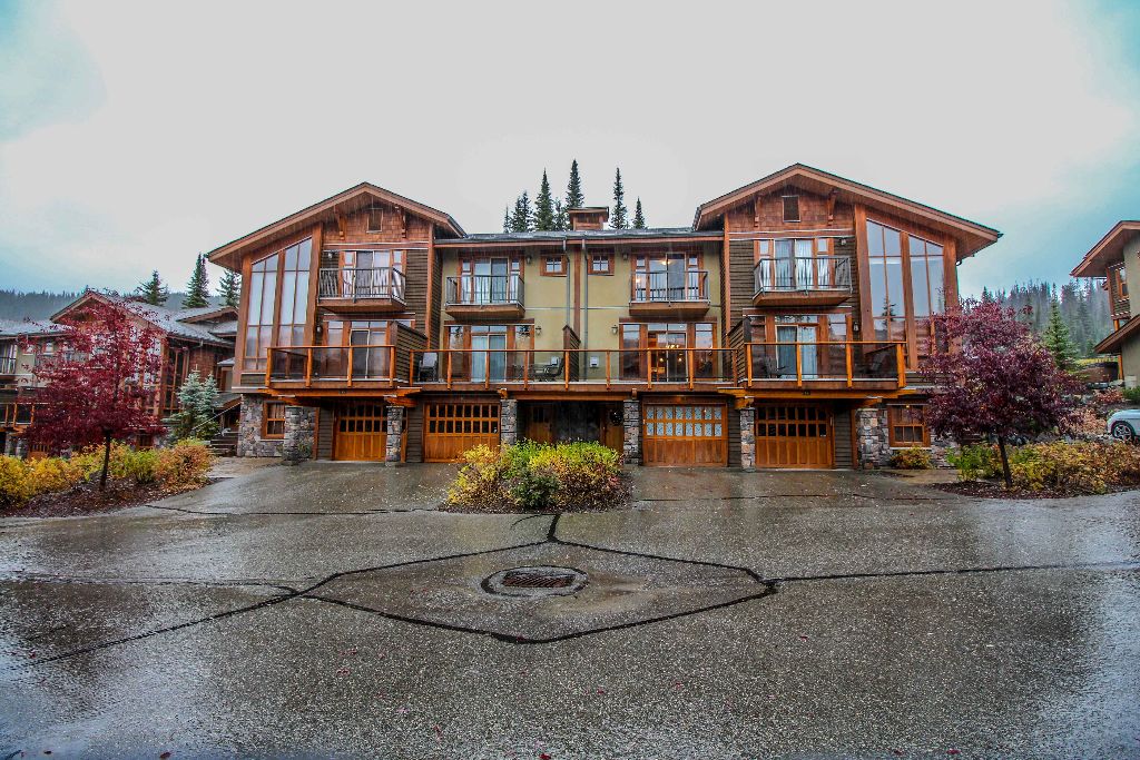 New Listing 175035 Valley Drive, Woodhaven Sun Peaks, BC 464,900