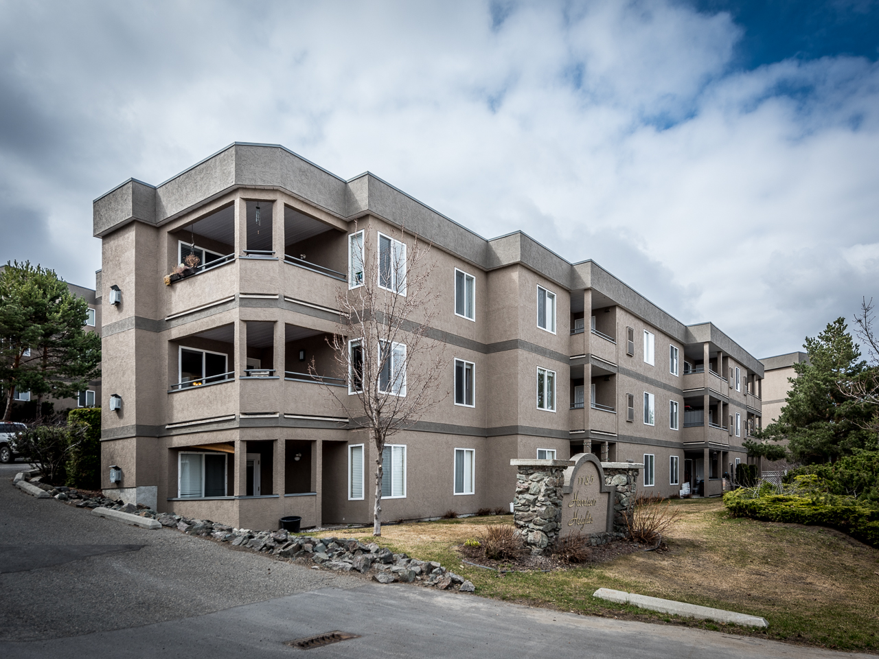 New Listing 1051185 Hugh Allan Drive, Aberdeen, Kamloops, 359,900