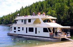 Sicamous BC Houseboat