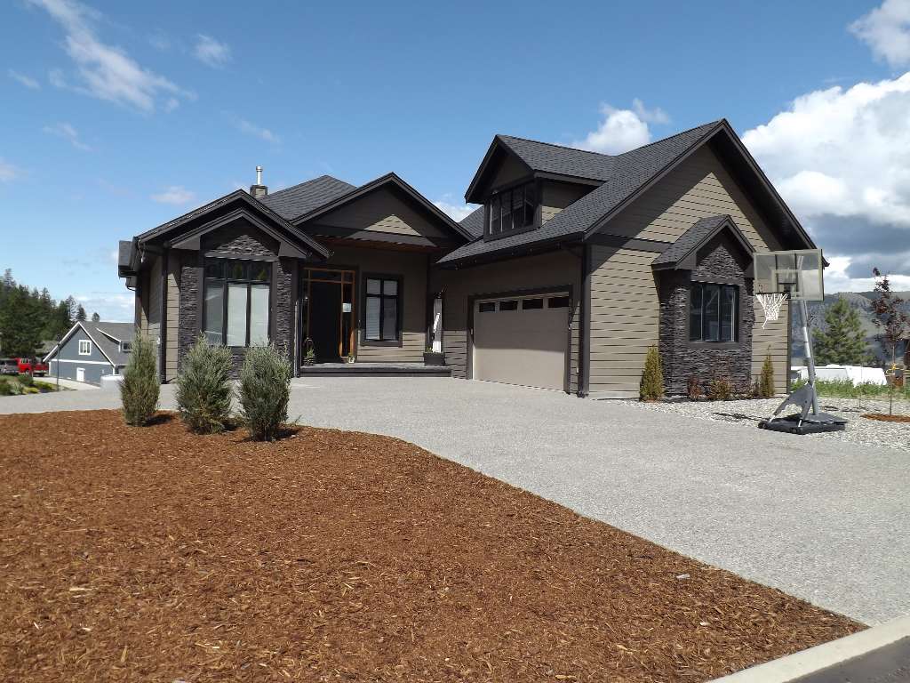 Featured Property 2900 Cheakamus Place, Juniper Heights Benchlands