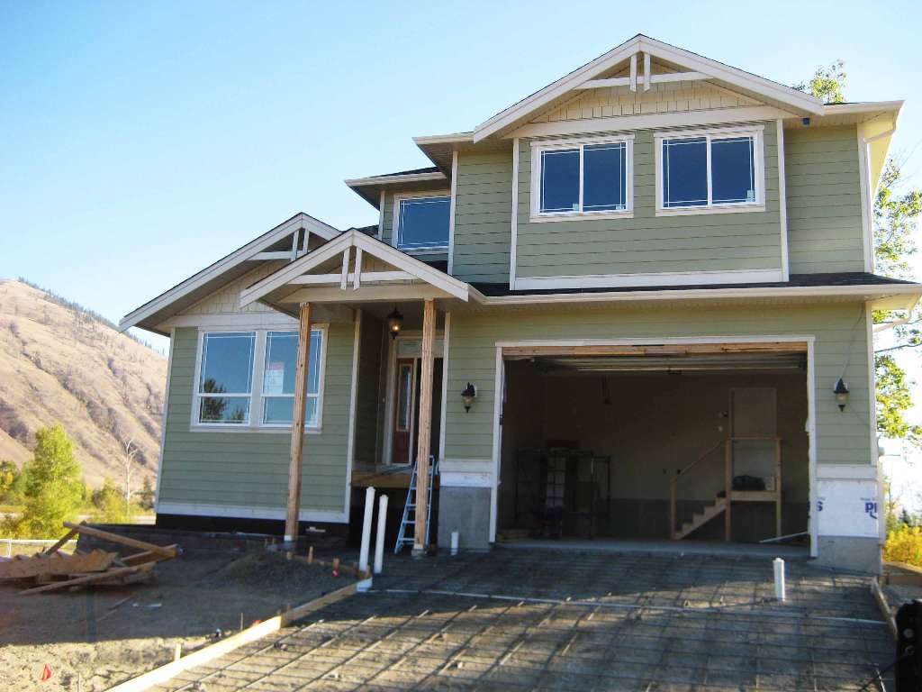 Kamloops Home For Sale 2748 Beachmount Cres, Beachmount Estates