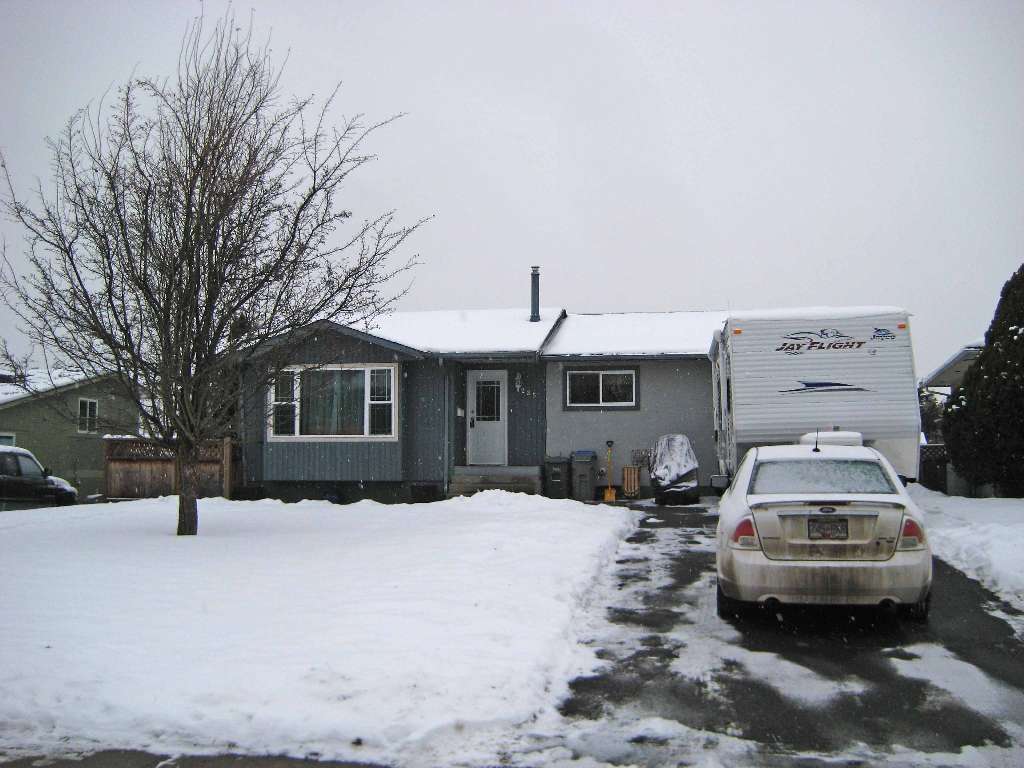 Kamloops Home For Sale 1225 Hook Drive, Batchelor Heights, B.C