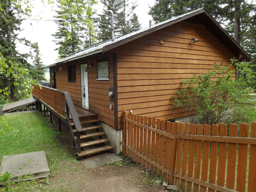 Kamloops Home For Sale 3350 Henderson Road, Pinantan Lake, B.C