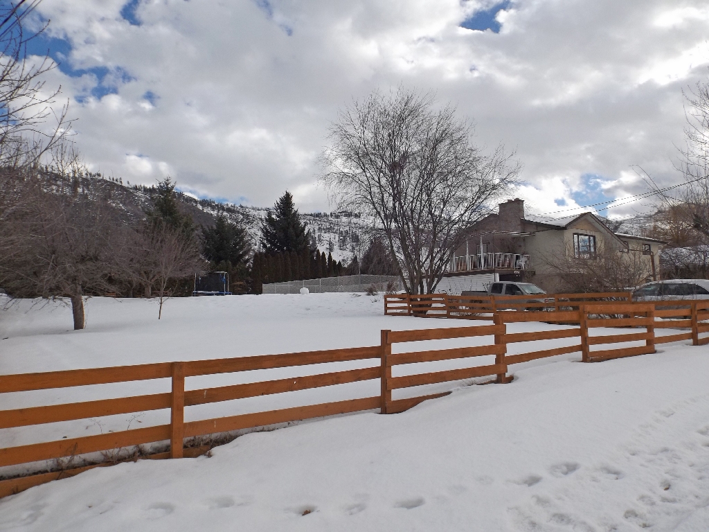 Kamloops Home For Sale 4734 Spurraway Road, Rayleigh, B.C. 364,900