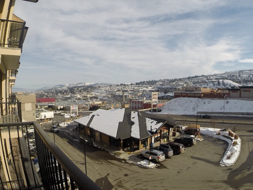 Kamloops Home For Sale 2141390 Hillside Drive, Hillside Lofts, Dufferin, B.C. 299,900