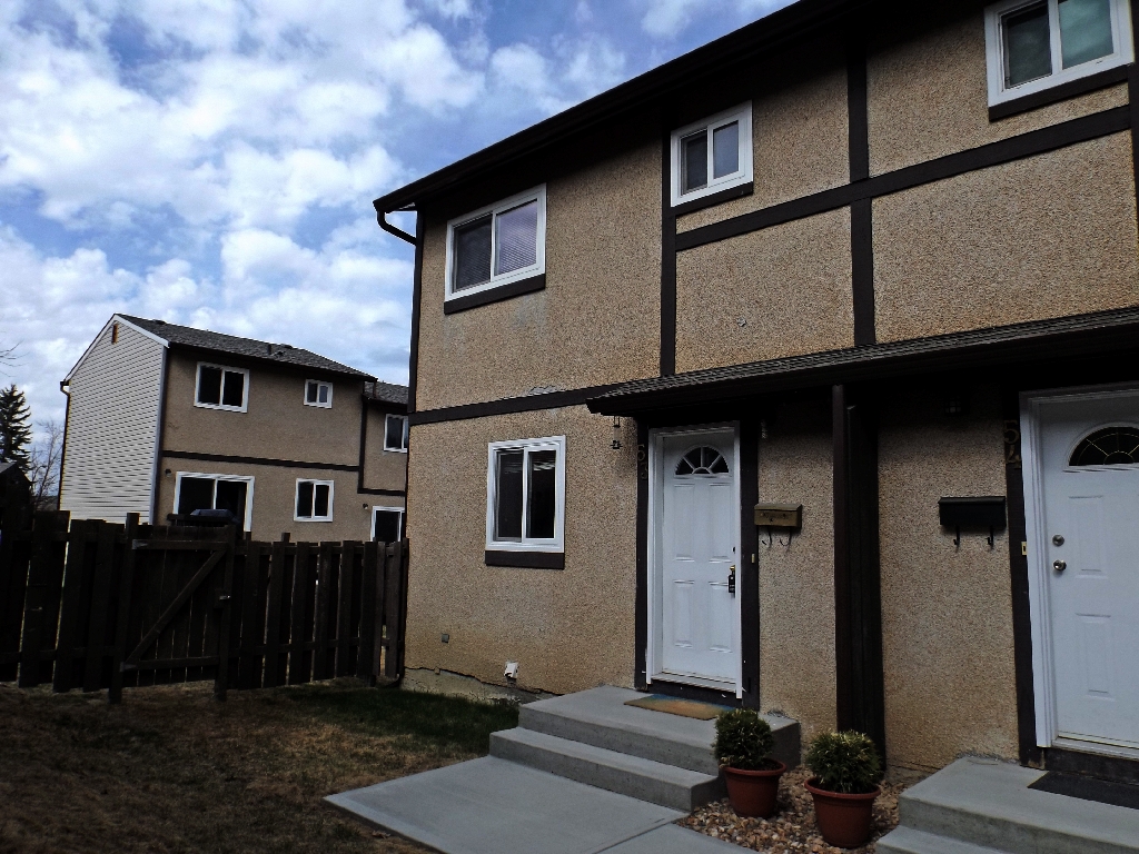 Kamloops Home For Sale 531605 Summit Drive, Riverview Village, Sahali