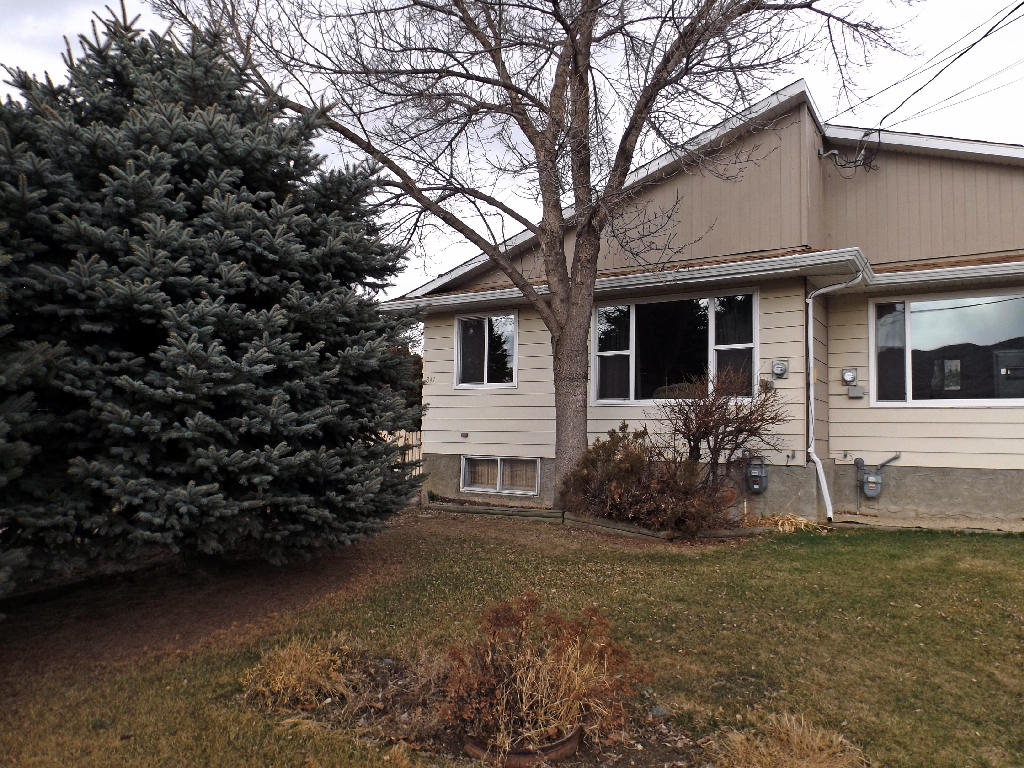 Kamloops Home For Sale 847 Shelan Place, Brocklehurst, B.C. 259,900