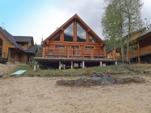 East Barriere Lake Waterfront Property in The Sands Development