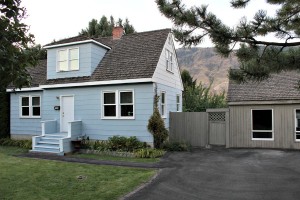 2196 Crescent Drive, Valleyview, Kamloops Home For Sale