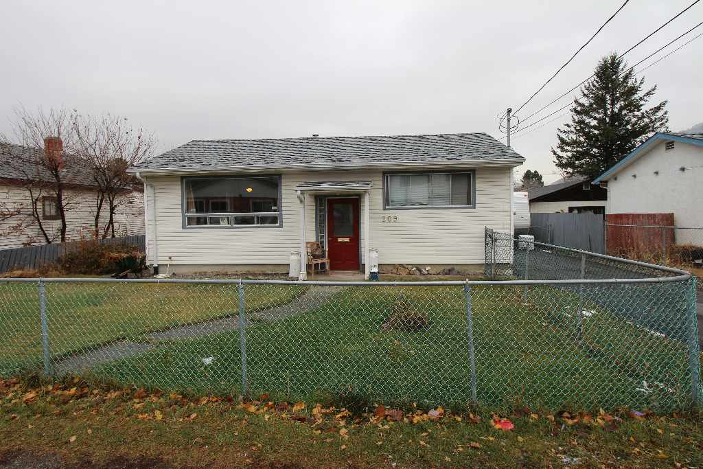 New Listing 209 Fairview Avenue, North Shore, Kamloops, BC 264,900