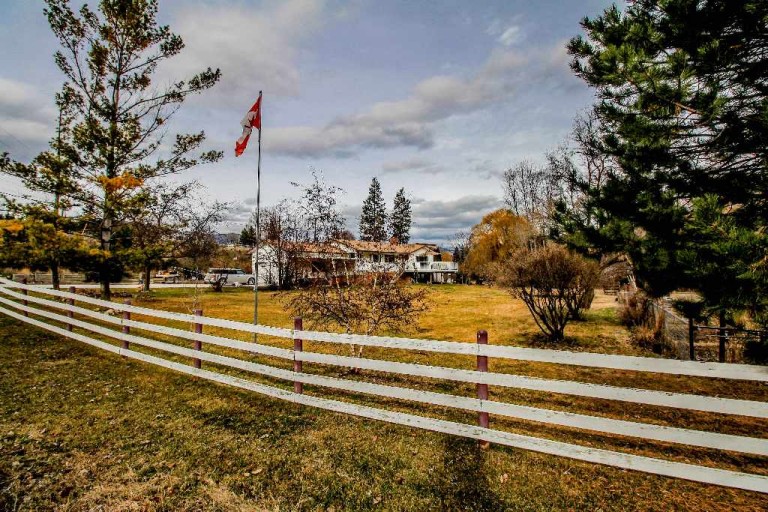 New Listing 7220 Blackwell Road, Barnhartvale, Kamloops, BC 536,000