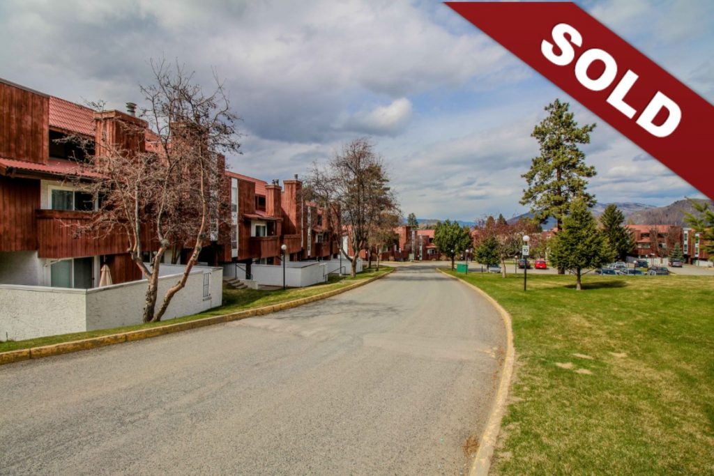 New Listing 671435 Summit Drive, Sahali, Kamloops, BC, 189,000