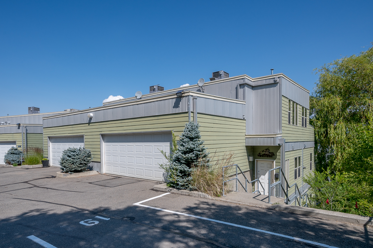 New Listing 18445 Dalgleish Dr, South Kamloops, BC